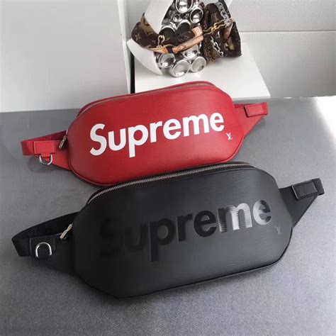 pochette lv supreme|louis vuitton x supreme.